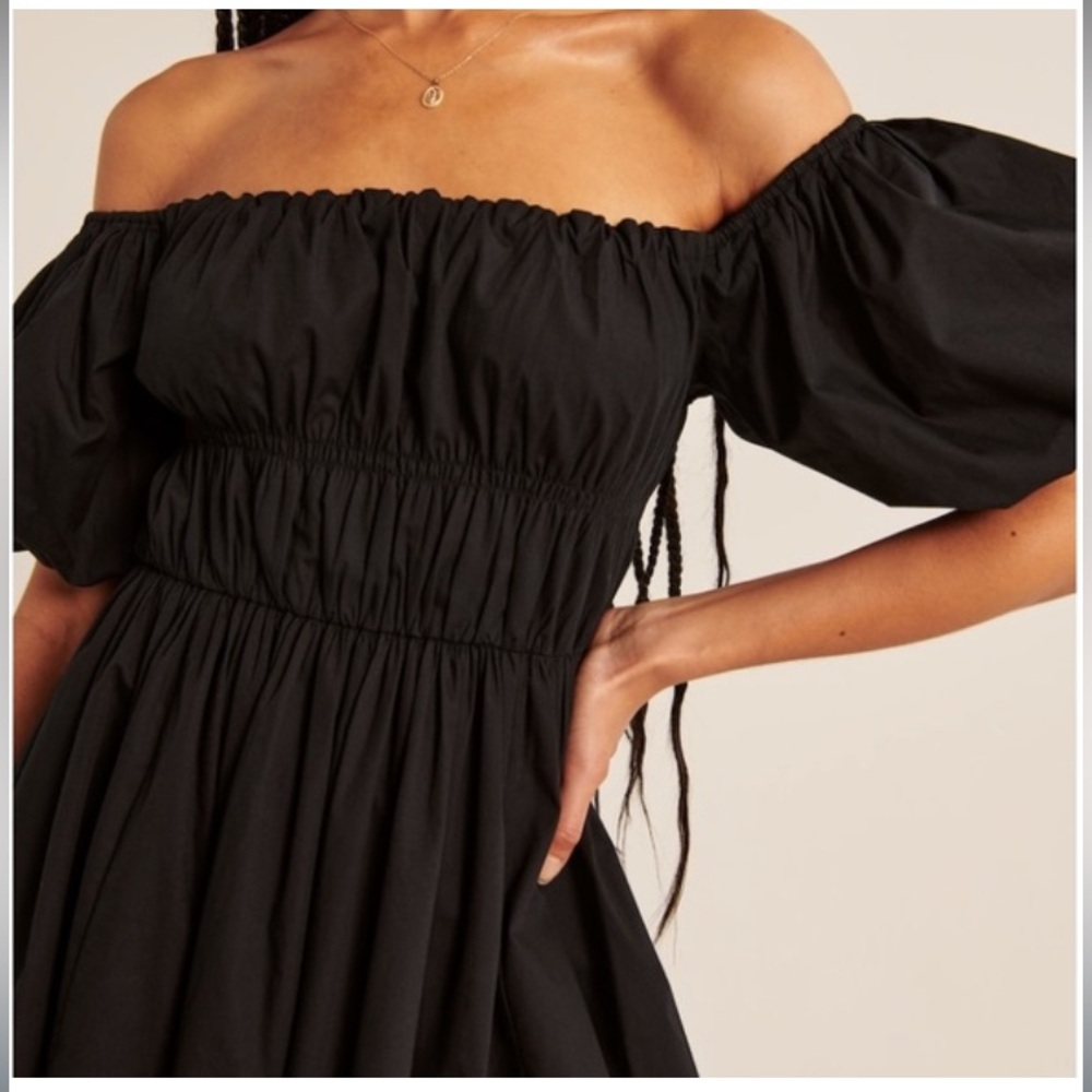 Abercrombie & Fitch Black Off-Shoulder Dress - Picture 6 of 6